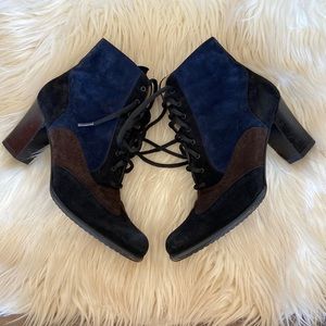 Beautiful vintage wingtip heeled boots